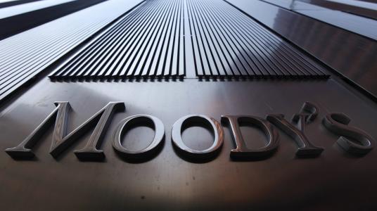 MOODY'S DANS LA PLACE