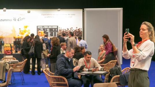 PRIVEL réunit une cinquantaine de grands groupes de distribution d'Europe, des Amériques et d'Asie par le biais de son programme d'acheteurs internationaux.